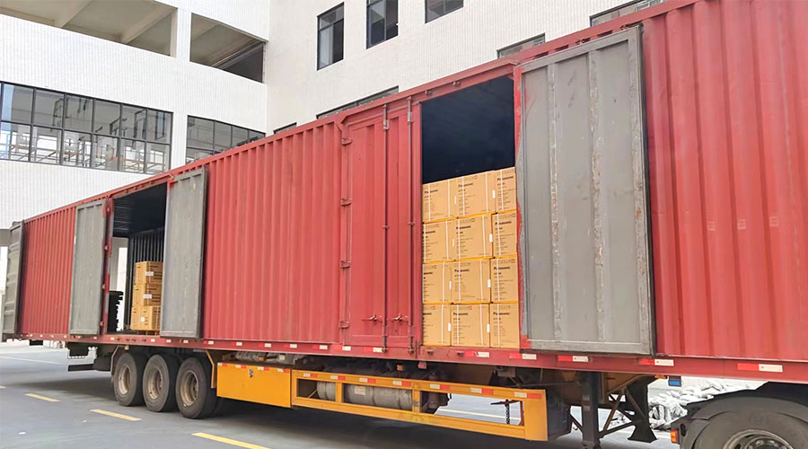 使命必達！高效完成國內(nèi)知名品牌客戶迷你洗衣機裝柜發(fā)貨